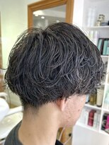 ヘッズ 本八幡店(HEADS)&nbsp;MEN'S HAIR  センターパート　ツイストスパイラル　コンマヘア