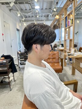 ジジ 宇都宮(Gigi) マッシュパーマ/ウルフ/アッシュブラック/カルマパーマ/宇都宮