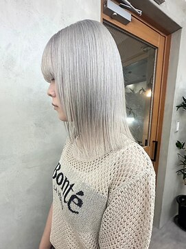 リアン(Lien) ハイトーンブリーチ/ホワイトシルバー