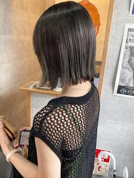 ガーデンヨコハマ(GARDEN YOKOHAMA) カーキオリーブグレージュイメチェン秋切りっぱなしタッセルボブ