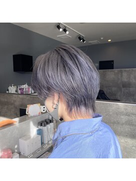 グリッター(GLITTER) シルバーアッシュウルフ