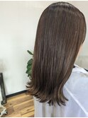 メロウライムで透明感×切りっぱなし