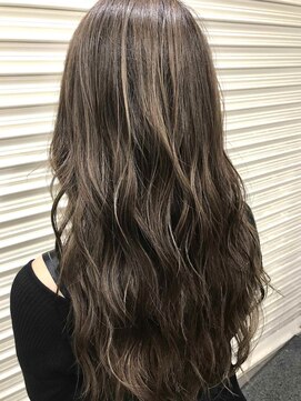 ボタニウム バイ アールサロン(BOTANIUM by RrSALON) ダメージレス外国人風ハイライト×グレージュ☆