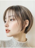 レイヤーボブハイライトブリーチレイヤーハイトーングレージュ