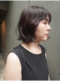 人気急上昇！くせ毛風柔らかミニボブ