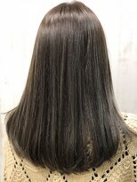 シュカブラ スパングル(Skovla Spangle) ツヤツヤグリーンジュ