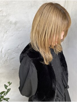 リベルタ(LIBERTA) 艶髪ハイトーンカラー☆ベージュ