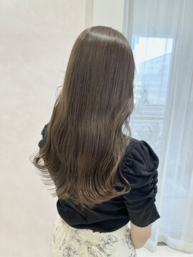 レア 銀座(Le'a) 10代20代30代/ブルベ/ショコラグレージュ/透明感/担当飯出