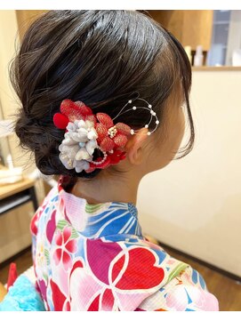 グリ(GURI) 〈guri〉中学生☆華やかお姉さん☆浴衣シニヨン☆