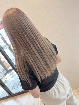 アース 甲府昭和店(EARTH) ミルクティーベージュ