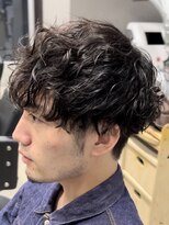 フイ 代々木(Hui)&nbsp;メンズ/アップバング/ツーブロックマッシュ/束間ショート/波巻き