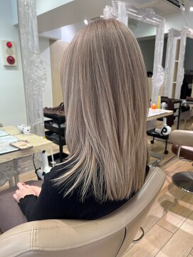 アッシュ 南行徳店(Ash) ブロンドカラー