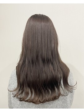 オル(Olu) 暗髪カラー×ブリーチなしベージュ×透明感カラー