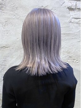 ヘアダイニング ボア(hair dining BoA's)の写真/インナー/ダブルカラー/外国人風が楽しめる★トレンドを取り入れたカラーでオリジナルスタイルに♪
