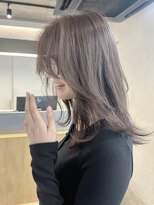 ウェイズ トウキョウ(Ways TOKYO) レイヤーカット　グレージュ　くびれヘア　ミディアムレイヤー