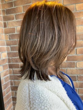 ファーストエンド 三ツ屋店(1st END.) ミディアムレイヤー