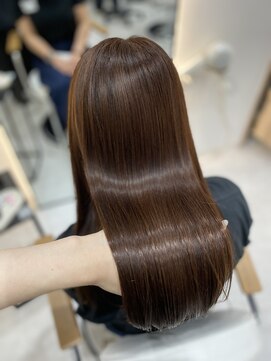 ジーナ 博多筑紫口(Zina) 春にぴったりピンクブラウン♪YURI