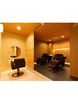 渋谷駅徒歩1分◇和モダン空間で髪と心が安らぐ贅沢なひととき