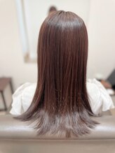 内部補修を最優先した前処理で負担を最小化◎前処理で髪内部を補強し土台を安定化