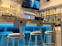 クオンヒール(QUON HEAL)の雰囲気（BAR　COUNTER【men's/谷町四丁目/メンズカット/メンズパーマ】）