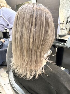 アルファ(alpha) 大人ガーリー/ダークアッシュ/似合わせカット/ミディアムレイヤ