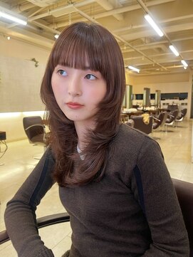 キアラ(Kchiara) タプっとレイヤーカット