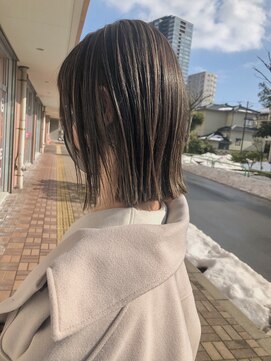 ユネス(UNESS) ナチュラルハイライト＋切りっぱなし