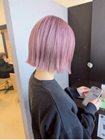 ヘアショップエヌアンドエー 久喜 栗橋店(hairshop N&A)&nbsp;大人可愛い切りっぱなしショートボブ 前下がり ピンクカラー