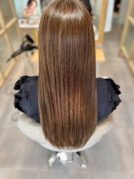 スリーユニークヘアー(3uniQ hair) ブリーチなしでできるミルクティーベージュ