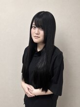 スリーク バイ ロイ 円町本店(sleek by roy) ヨコヤマ ナオ