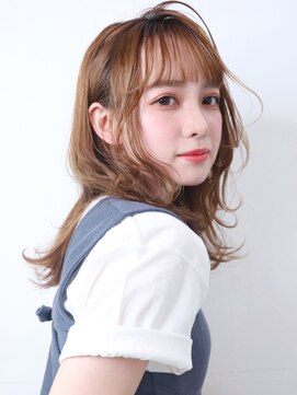 アイティー バイ アルバム 浦和店(IT by ALBUM) ラフ波ウエーブ_オリーブカラーハイライトカラー_27611