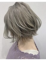 カモン(CAMON)&nbsp;[CAMON. ]#カーキグレージュ#外ハネボブ#ウェット質感