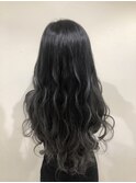 ブルーブラックカラー　山下志穂