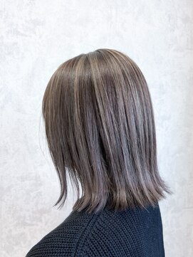 デミヘアー(Demi hair) ハーフハイライト×アイスグレージュ