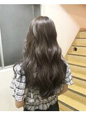 ベージュカラー