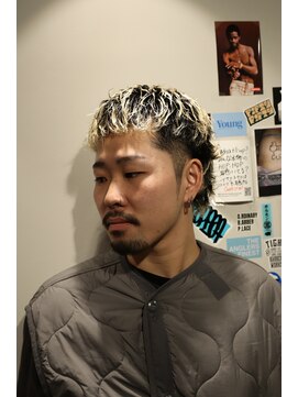 ツーエイチ 新宿(2H) 新宿/メンズパーマ/ピンパーマ/新宿理容室/新宿駅