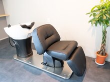 髪質改善 ミキュラス(MICLLUS)の雰囲気(落ち着いたひと時を過ごせるシャンプー台【髪質改善/縮毛矯正】)