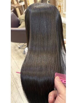 ヘアアンドメイクグラチア(HAIR and MAKE GRATIAE) 【オイルストレート】艶髪♪縮毛矯正☆