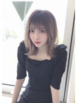 ソワリー 栄(THOiRY)&nbsp;小顔カットが得意なスタイリストby坂元