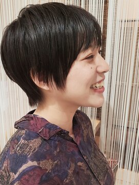 ラフィット 下大利店(lafit) 暗髪ショート