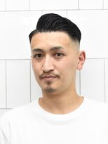 メリケンバーバーショップ コウベ(MERICAN BARBERSHOP KOBE)&nbsp;スキンフェードビジネスサイドパート73ハードパート