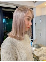 シェーン 仙台駅広瀬通店(schon)&nbsp;【schon】ベージュ×ミルクティー×前髪×イヤリングカラー