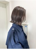 切りっぱなしボブ 外はねカール　シースルーミディアム