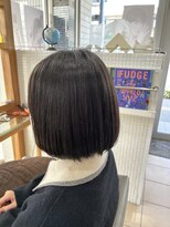 スタジオ アルファプラス 日暮里店(studio α+)&nbsp;ステップボーンカットカットボブショートハイライト白髪ぼかし