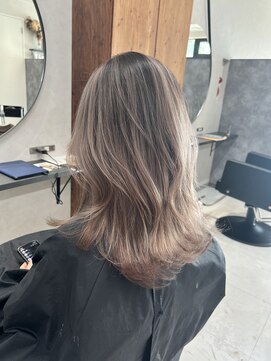 クリーム(CREAM) バレイヤージュ