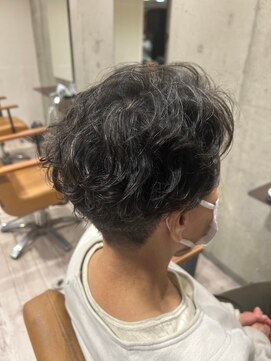 ヘア ルーナ バイ アプリーレ(hair lune by Aprire) 立体感刈り上げショート黒髪大人キレイスタイル30代40代50代60代