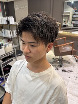 ハイセンス(HISENSE) 緩めツイストスパイラル【ケイト】