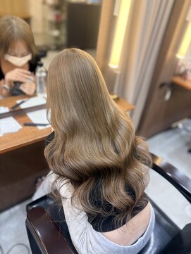 アール バイ ニーナ(R by NINA) 【R Kanon】ヘーゼルベージュ