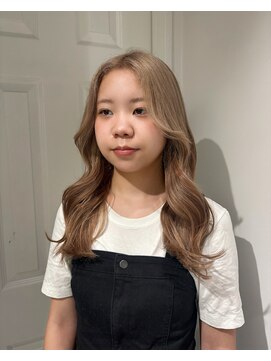 ミルクティーベージュ/ケアブリーチ【藤野はるひ】