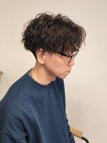 ニアウ 伊勢崎連取店(Niau)&nbsp;MEN’S HAIR/サーフカール/刈り上げセンターパート/ツイスト